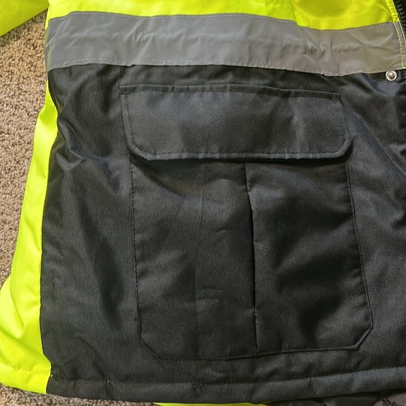 Men’s 3X reflective work jacket by Utility Pro. - Picture 7 of 7